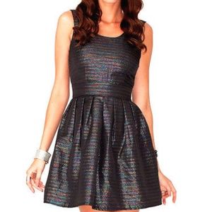💫3/$12 iridescent fit & flare dress size S